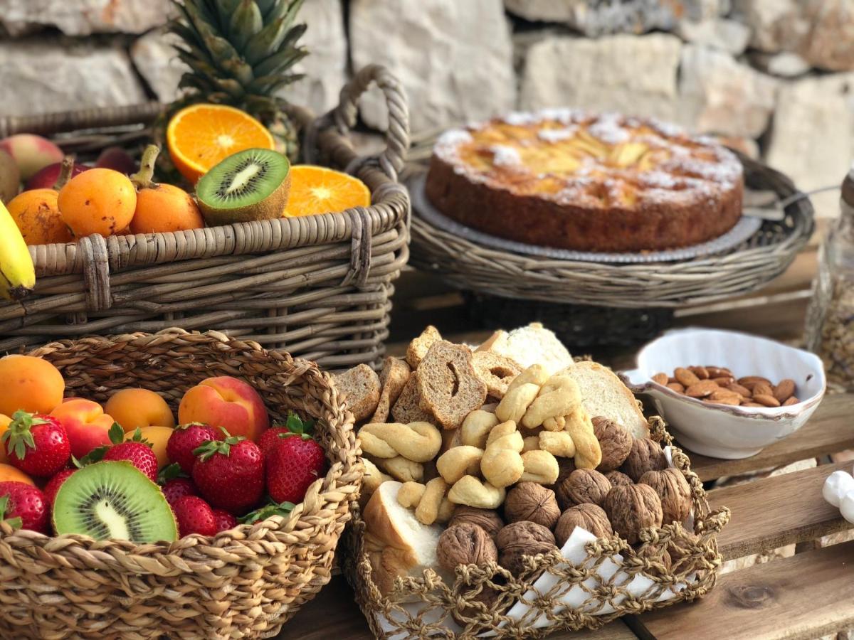 Dimora Le Ginestre Adults Only Bed & Breakfast Fasano Exterior foto